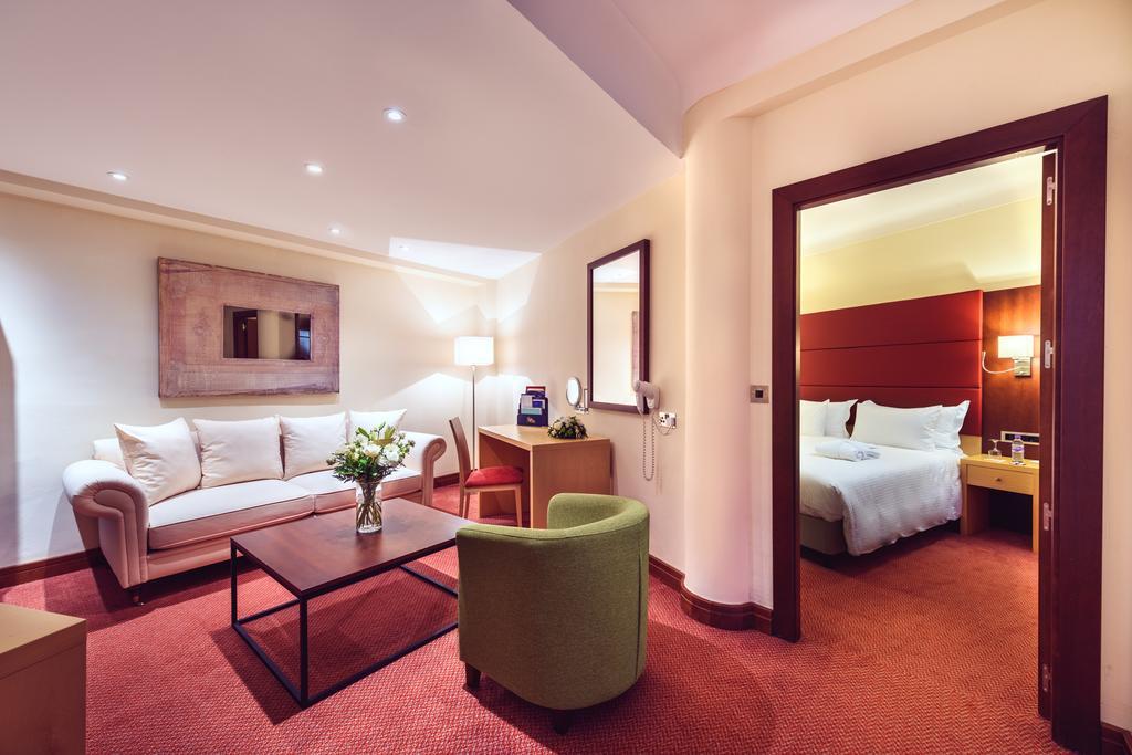 The Caleta Hotel Health, Beauty & Conference Centre Cebelitarık Dış mekan fotoğraf